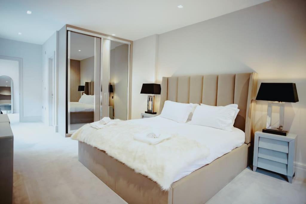 Apartamento 3-Story Townhouse - Sleeps 8 Leeds  Exterior foto