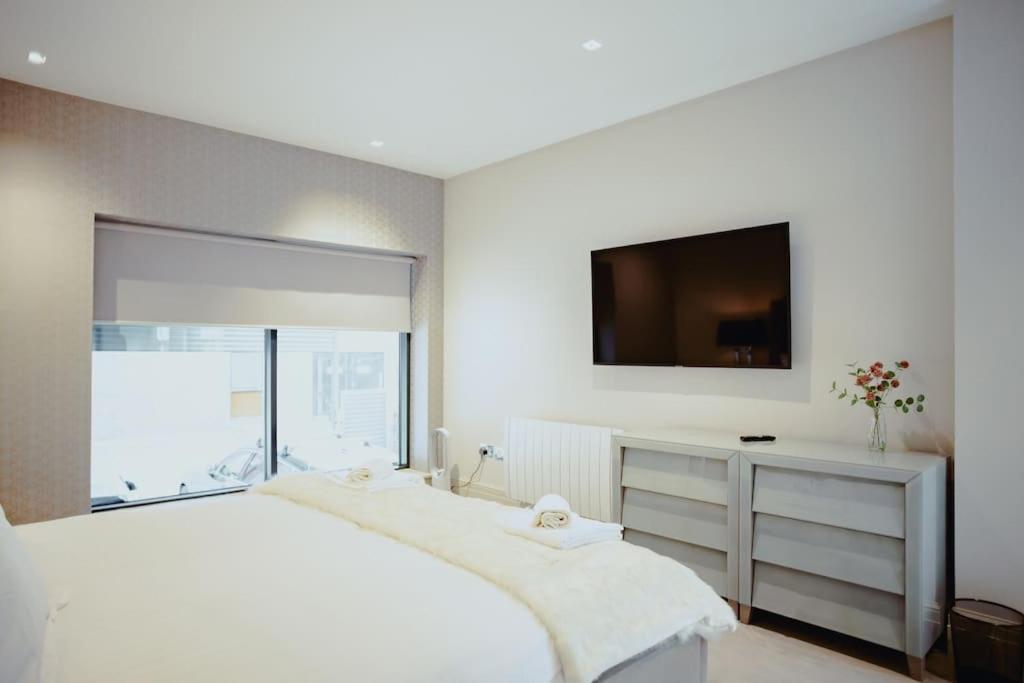 Apartamento 3-Story Townhouse - Sleeps 8 Leeds  Exterior foto