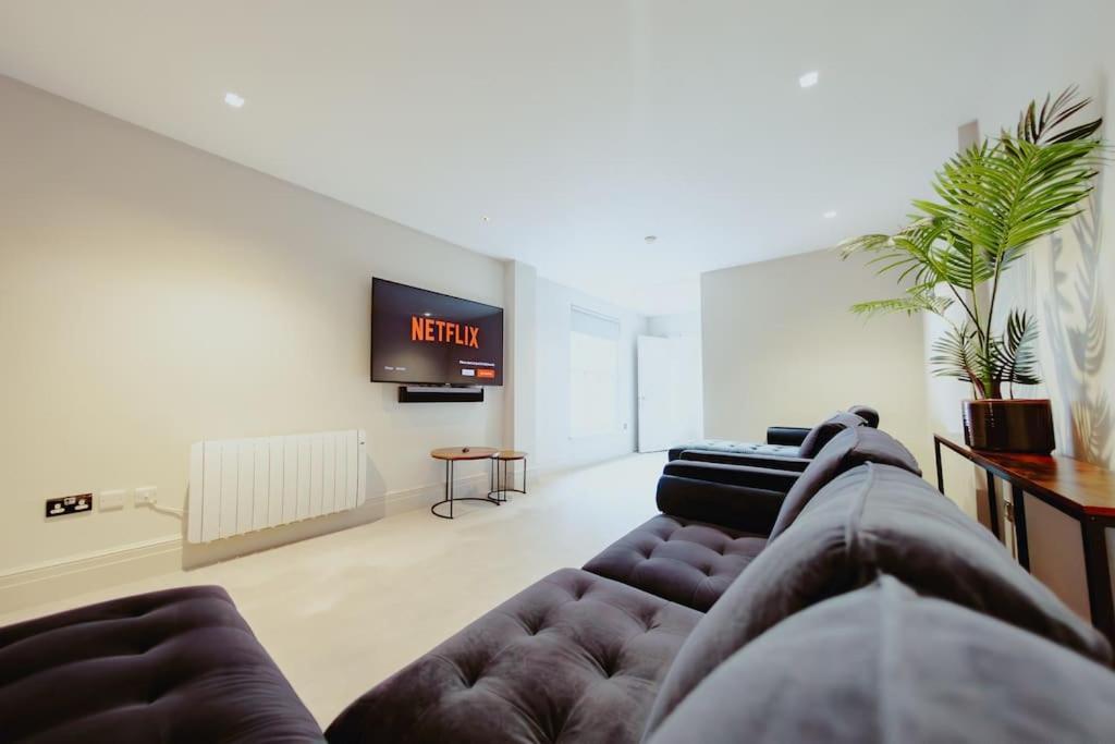 Apartamento 3-Story Townhouse - Sleeps 8 Leeds  Exterior foto